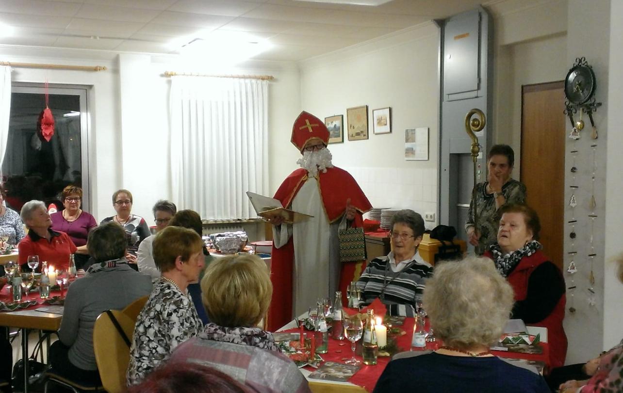 Adventsfeier im Haus der Begegnung