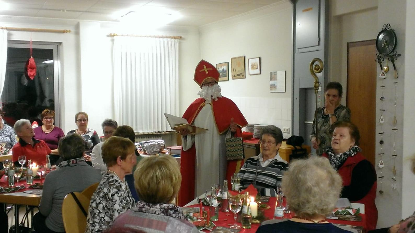 Adventsfeier im Haus der Begegnung