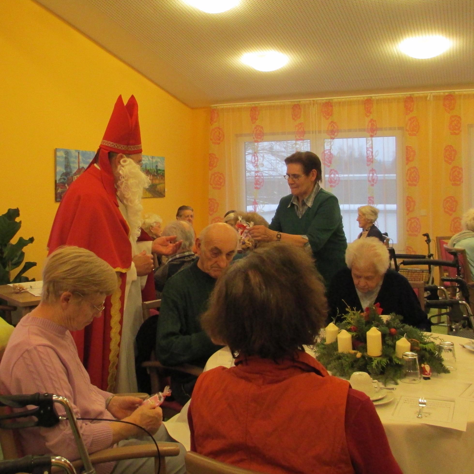 Adventsfeier im Haus Bachtal