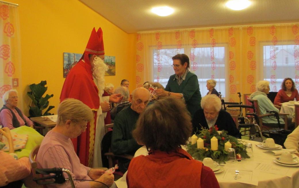 Adventsfeier im Haus Bachtal