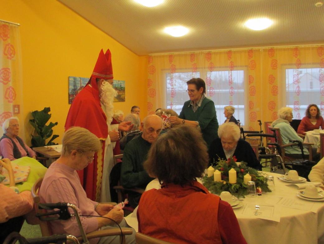 Adventsfeier im Haus Bachtal