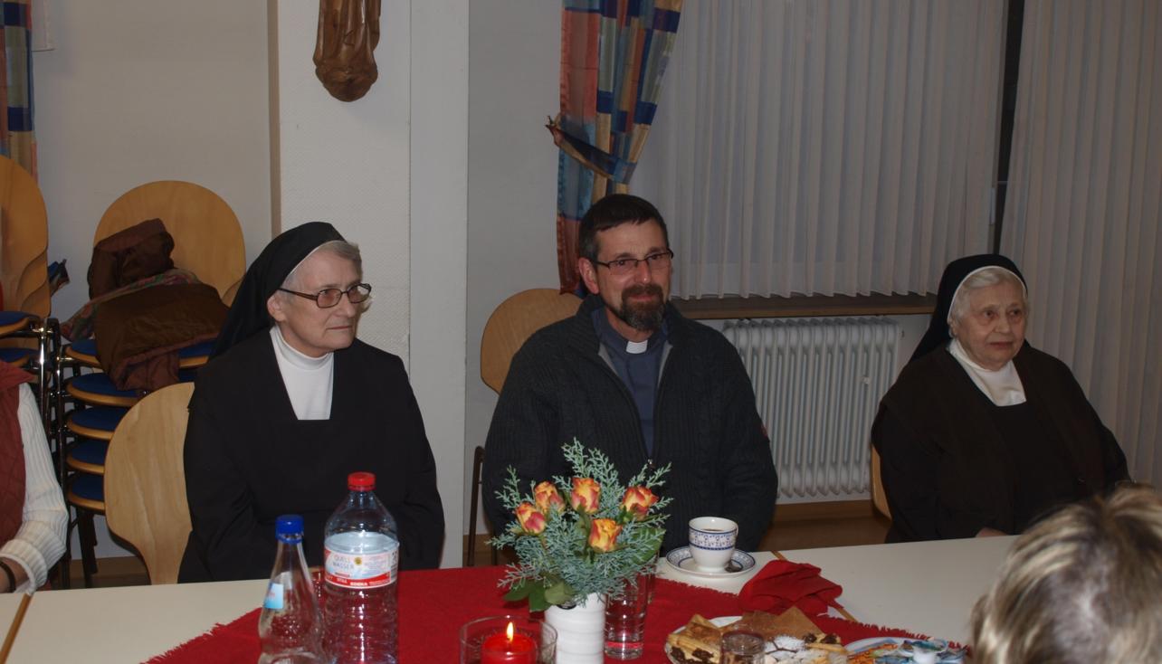 Besuch der Schwestern im Haus der Begegnung