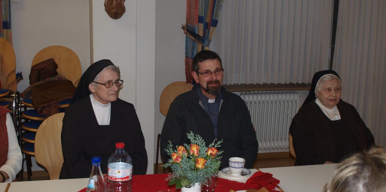 Besuch der Schwestern im Haus der Begegnung