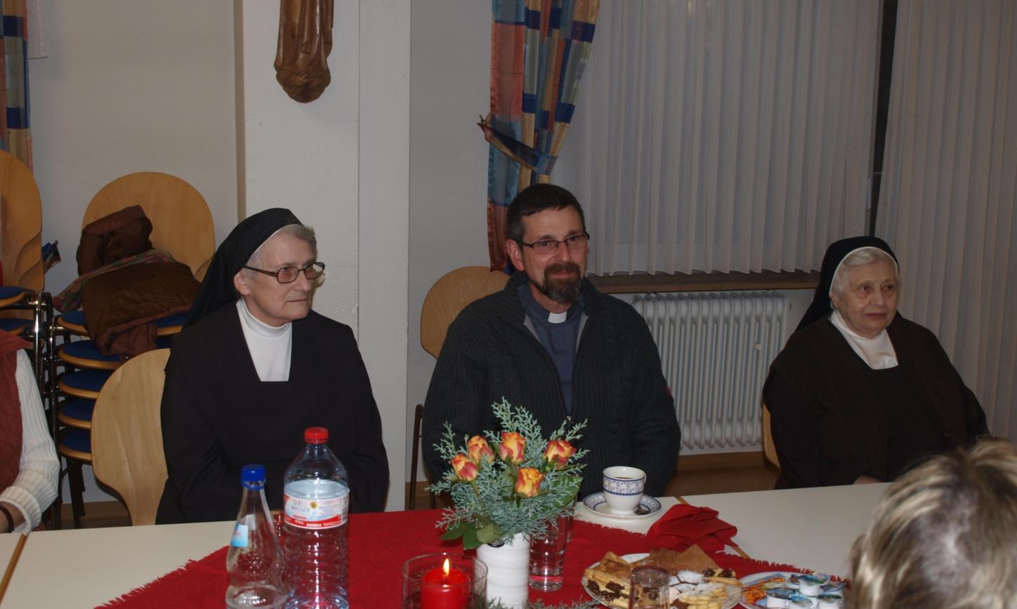 Besuch der Schwestern im Haus der Begegnung