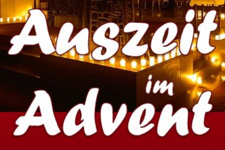 Plakat zur 'Auszeit im Advent', im oberen Bereich ein Altarbild, in der Mitte und im unteren Bereich in weißer Schrift Informationen zum Ereignis