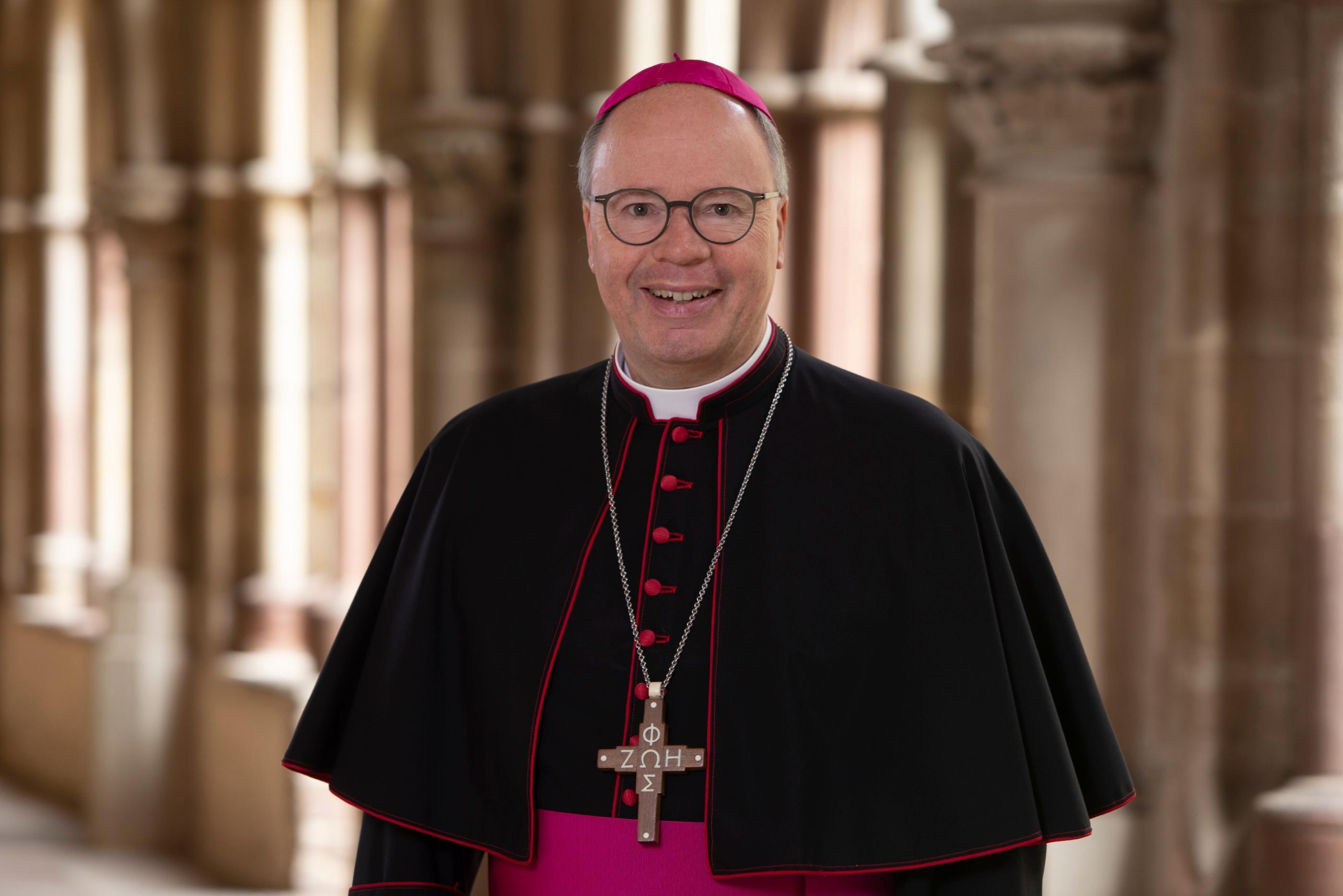 Porträtfoto von Bischof Dr. Stephan Ackermann