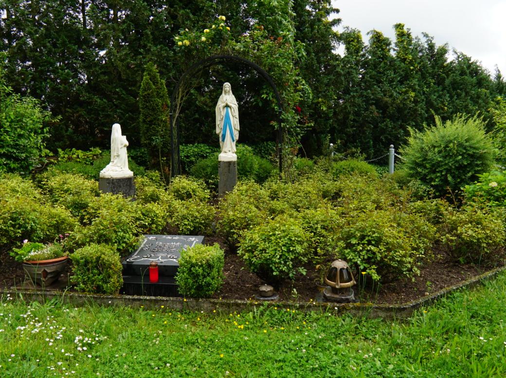 Blick auf Madonnen-Statue