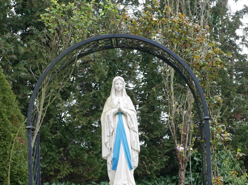 Maria auf dem Friedhof bei St. Martin