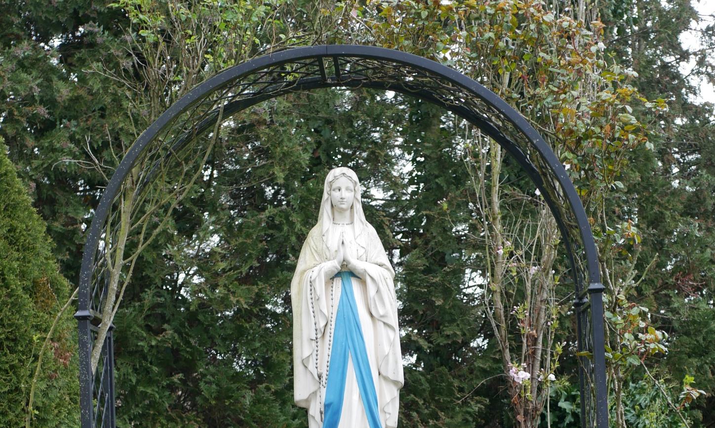 Maria auf dem Friedhof bei St. Martin
