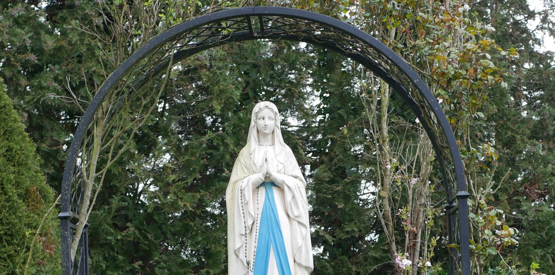 Maria auf dem Friedhof bei St. Martin
