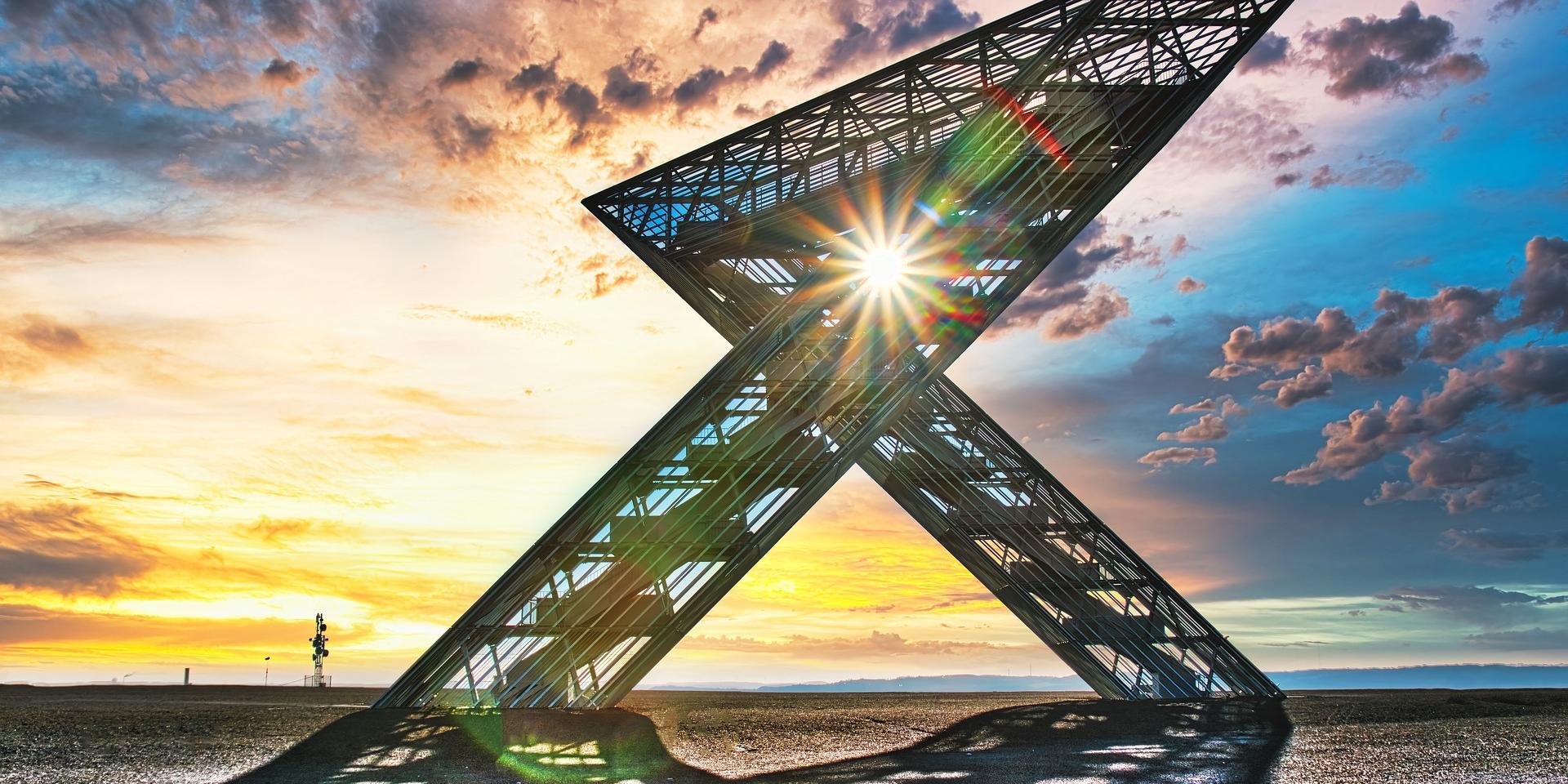 Saar-Polygon bei Sonnenuntergang